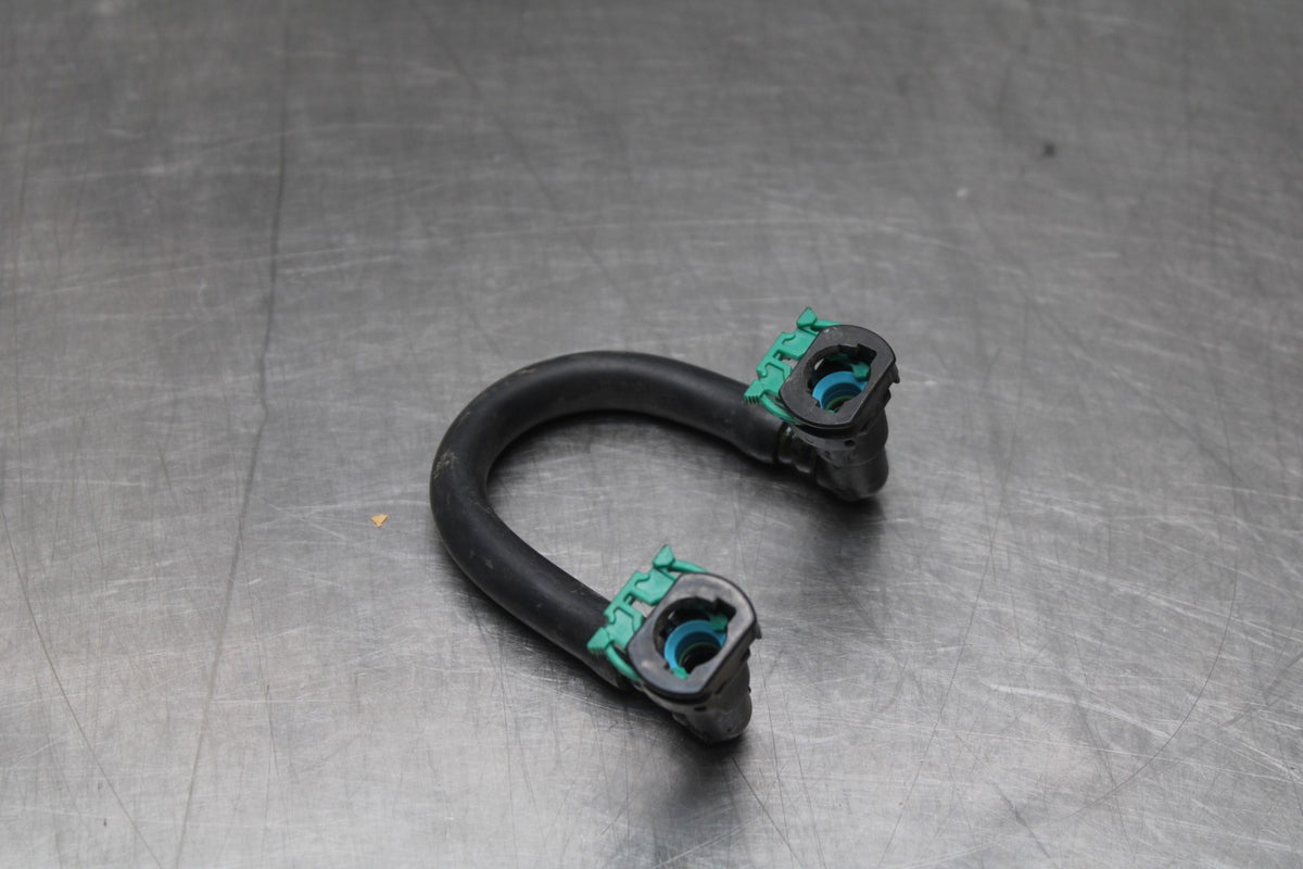11-24 SUZUKI GSXR750 FUEL HOSE GAS LINE TUBE PIPE BB810