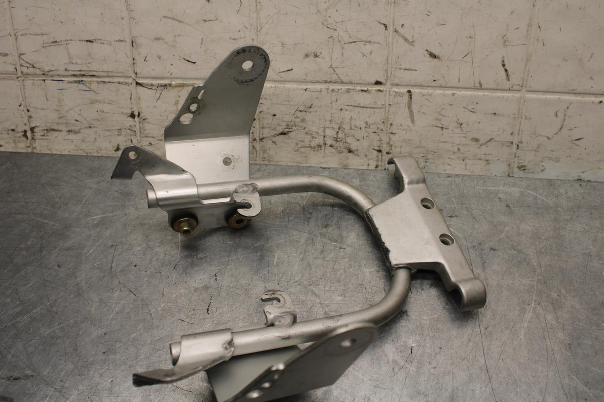 2005 Ducati Monster S2R UPPER FAIRING MIRROR GAUGES STAY BRACKET BB557