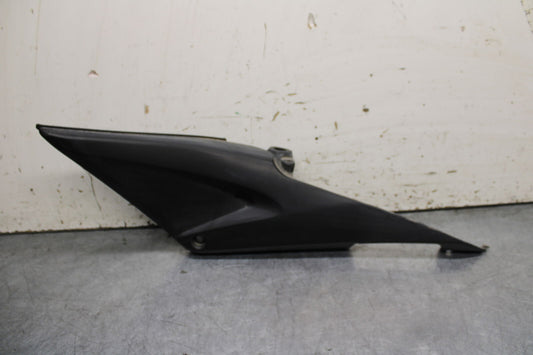 05-06 HONDA CBR600RR LEFT FRONT SIDE SEAT SADDLE PANEL TRIM COWL FAIRING BB739