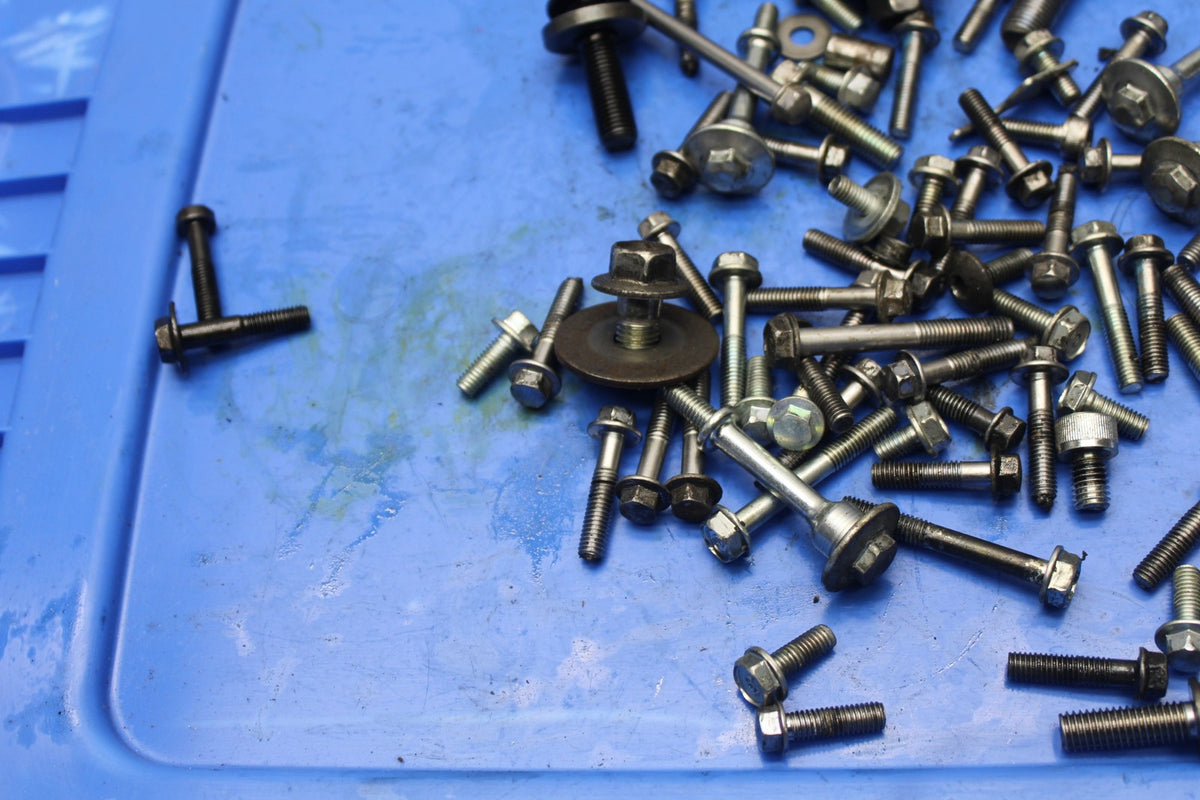 08-09 HONDA CBR1000RR ENGINE MOUNTING BOLTS HARDWARE MOTOR SCREWS BB128