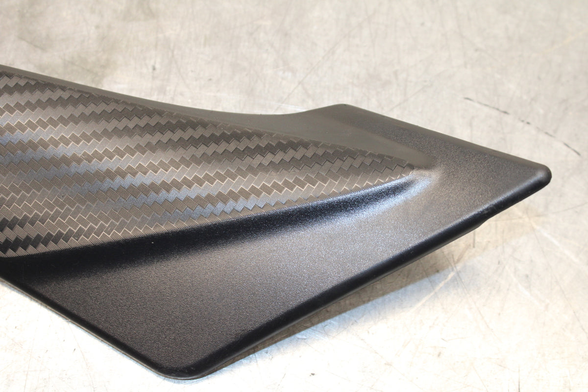 11-24 SUZUKI GSXR750 LEFT GAS TANK FUEL PANEL COVER TRIM COWL  44180-14J00 BB714