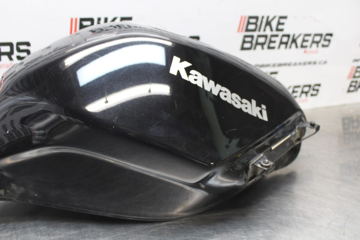 08-12 KAWASAKI NINJA 250R EX250J GAS TANK FUEL CELL PETROL RESERVOIR BB784