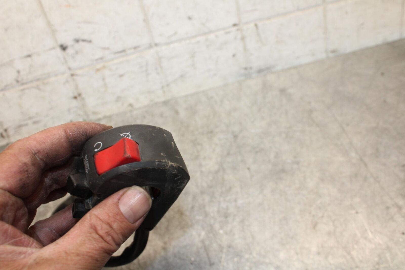 2009 Kawasaki Ninja ZX6R ZX600R RIGHT CLIP ON HANDLE KILL OFF START SWITCH BB538