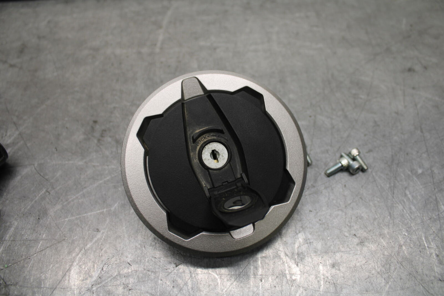 18-24 KAWASAKI NINJA 650 ECU IGNITION LOCK KEY SET W/ GAS CAP & SEAT LOCK BB725