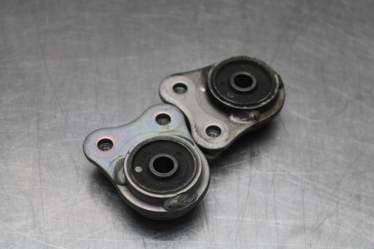 14-17 YAMAHA FZ07 EXHAUST PIPE MUFFLER BRACKETS BB843