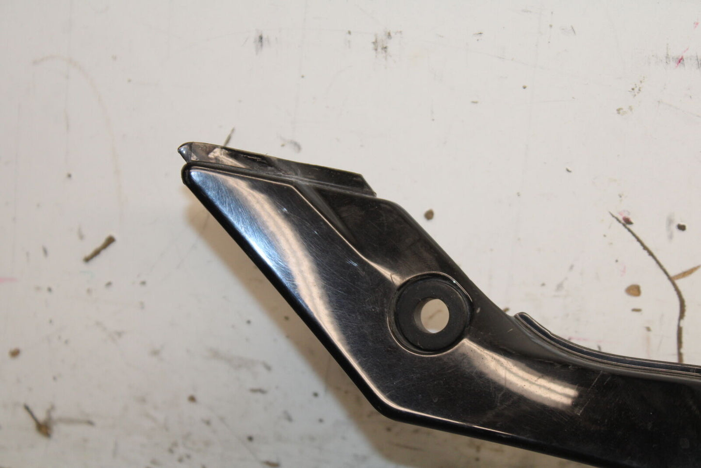 08-09 SUZUKI GSXR600 LEFT REAR BACK TAIL FAIRING COWL SHROUD BB728
