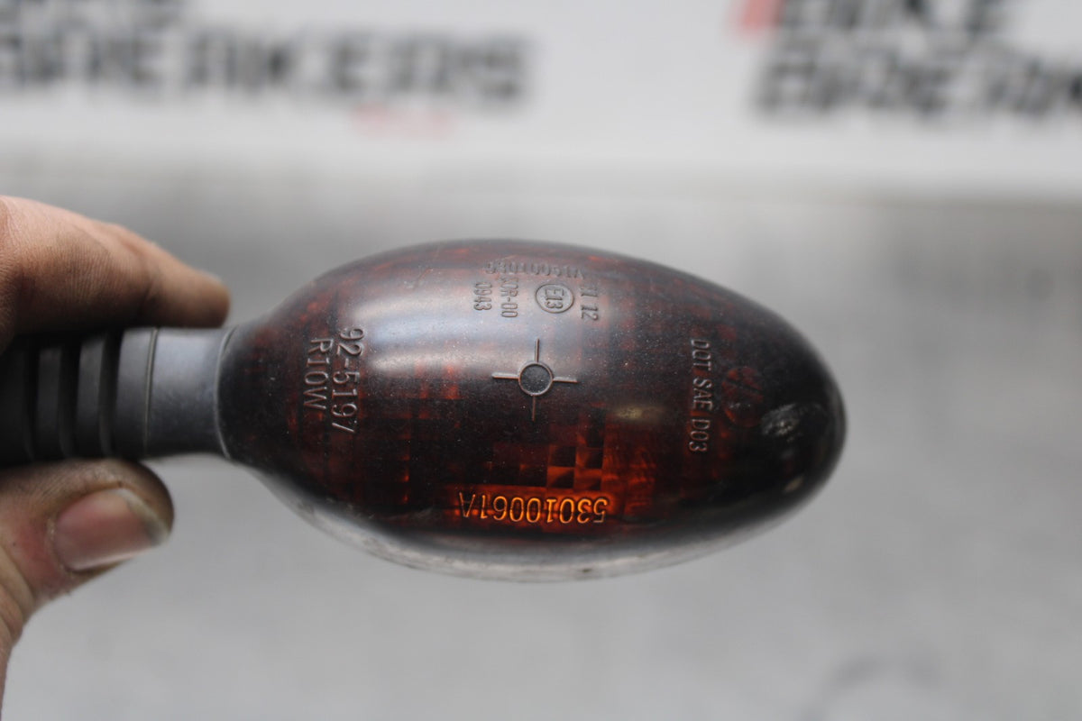 02 DUCATI MONSTER 620 REAR LEFT RIGHT TURN SIGNALS LIGHT INDICATORS BB851