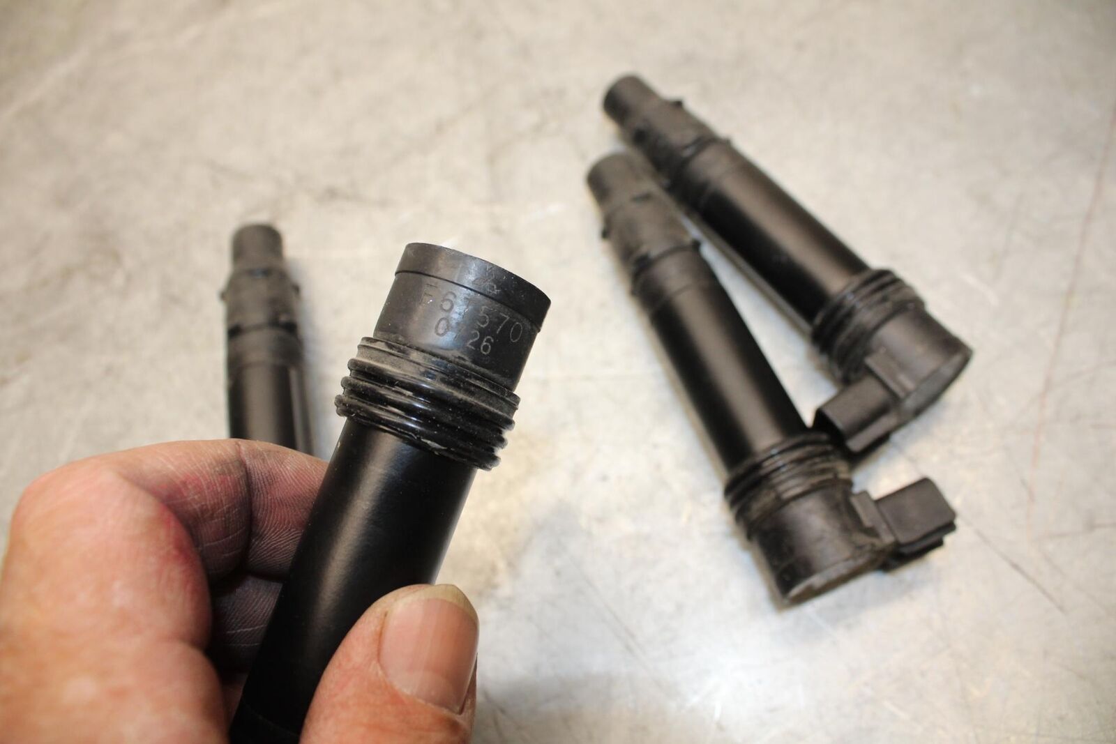 2009 Kawasaki Ninja ZX6R IGNITION COILS COIL SPARK PLUG CAPS 21171-0021 BB44