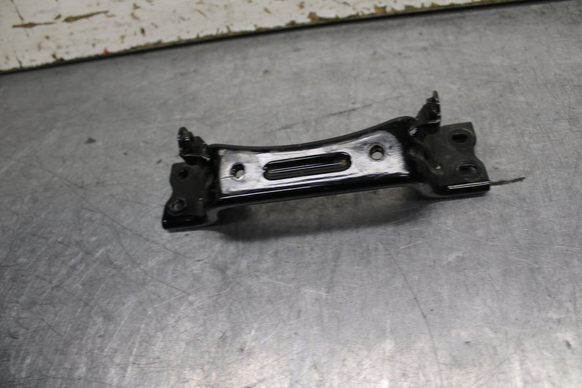 24 KAWASAKI NINJA 500 ABS GAS TANK FUEL CELL PETROL RESERVOIR BRACKET BB744