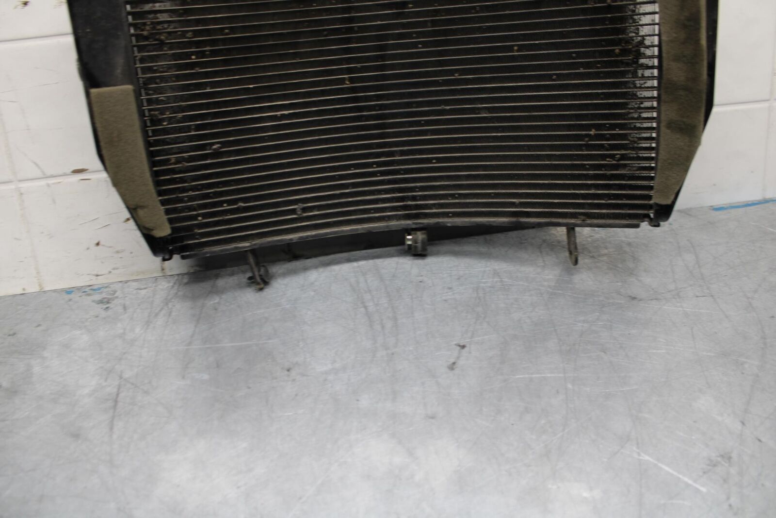 08-16 YAMAHA YZF R6 ENGINE RADIATOR MOTOR COOLER COOLING RADIATER BB451