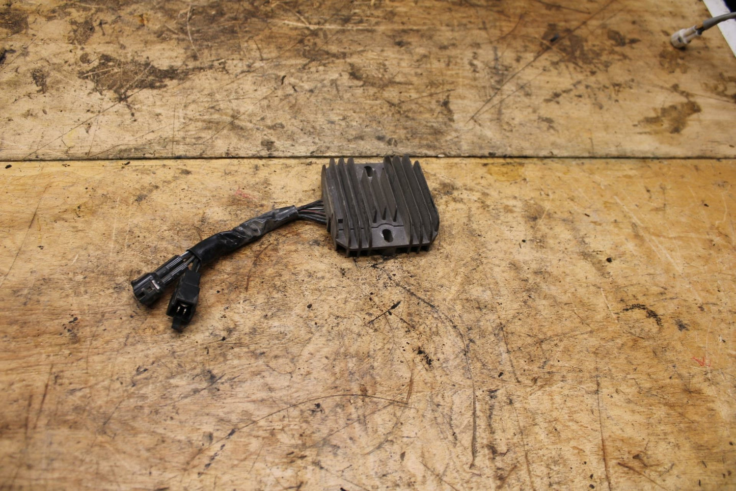 07-11 SUZUKI VSTROM 650 RECTIFIER VOLTAGE REGULATOR BB340