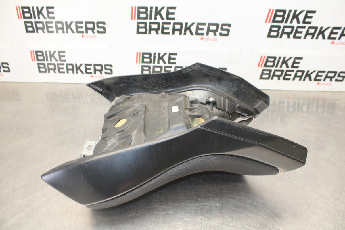 12 KAWASAKI NINJA 650 EX650E FRONT DRIVERS SEAT PAD SADDLE PILLION BB926