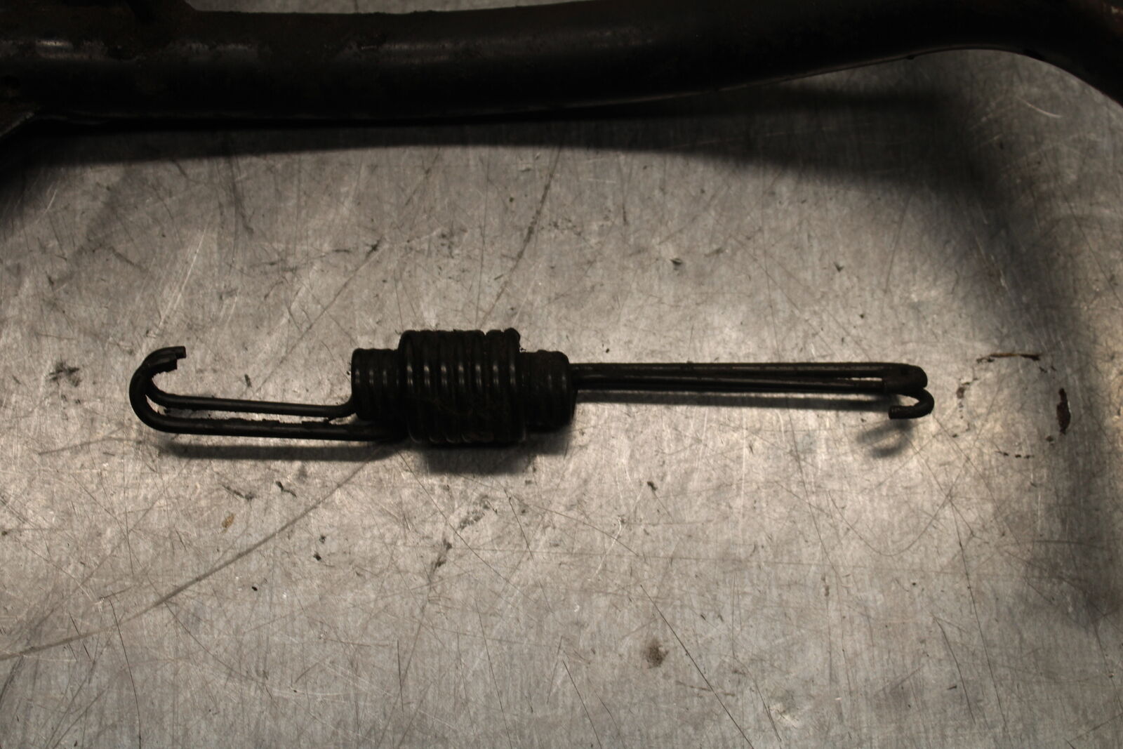 04-05 SUZUKI KATANA 750 GSX750F CENTER MAIN STAND BB110