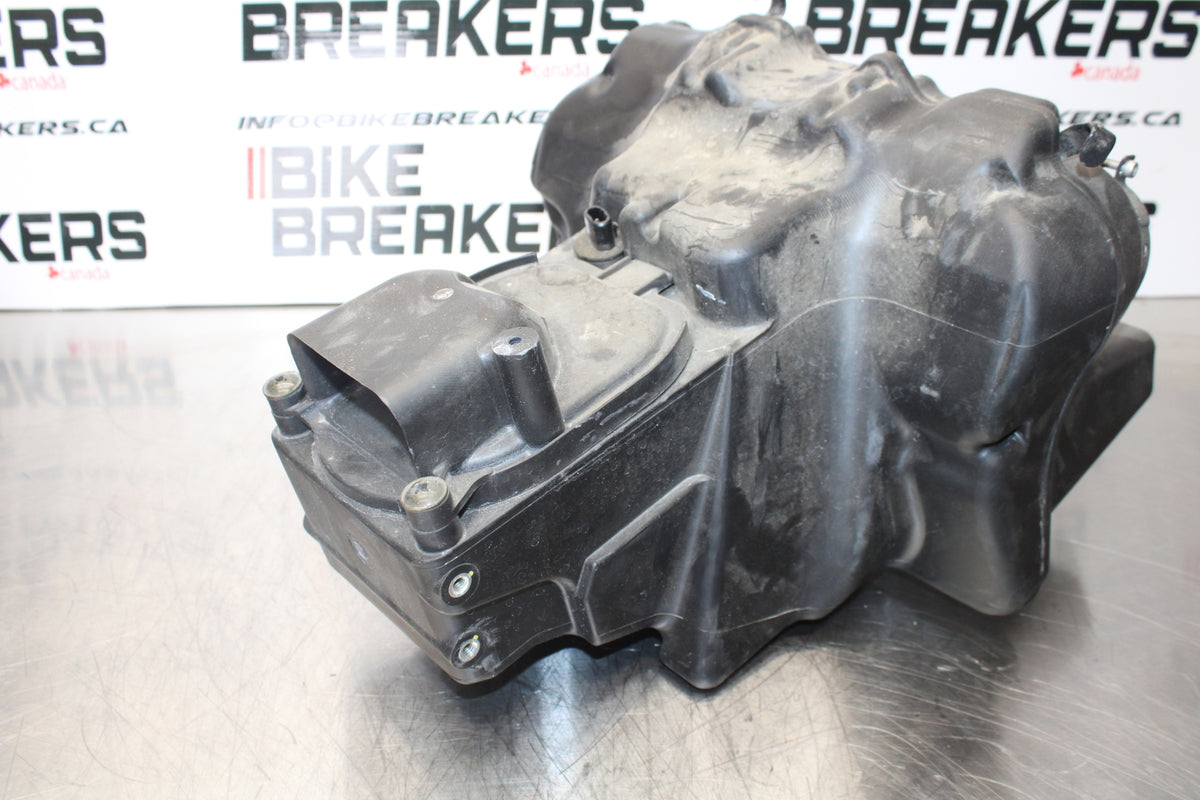 07 KAWASAKI Z1000 AIRBOX AIR INTAKE FILTER BOX BB148