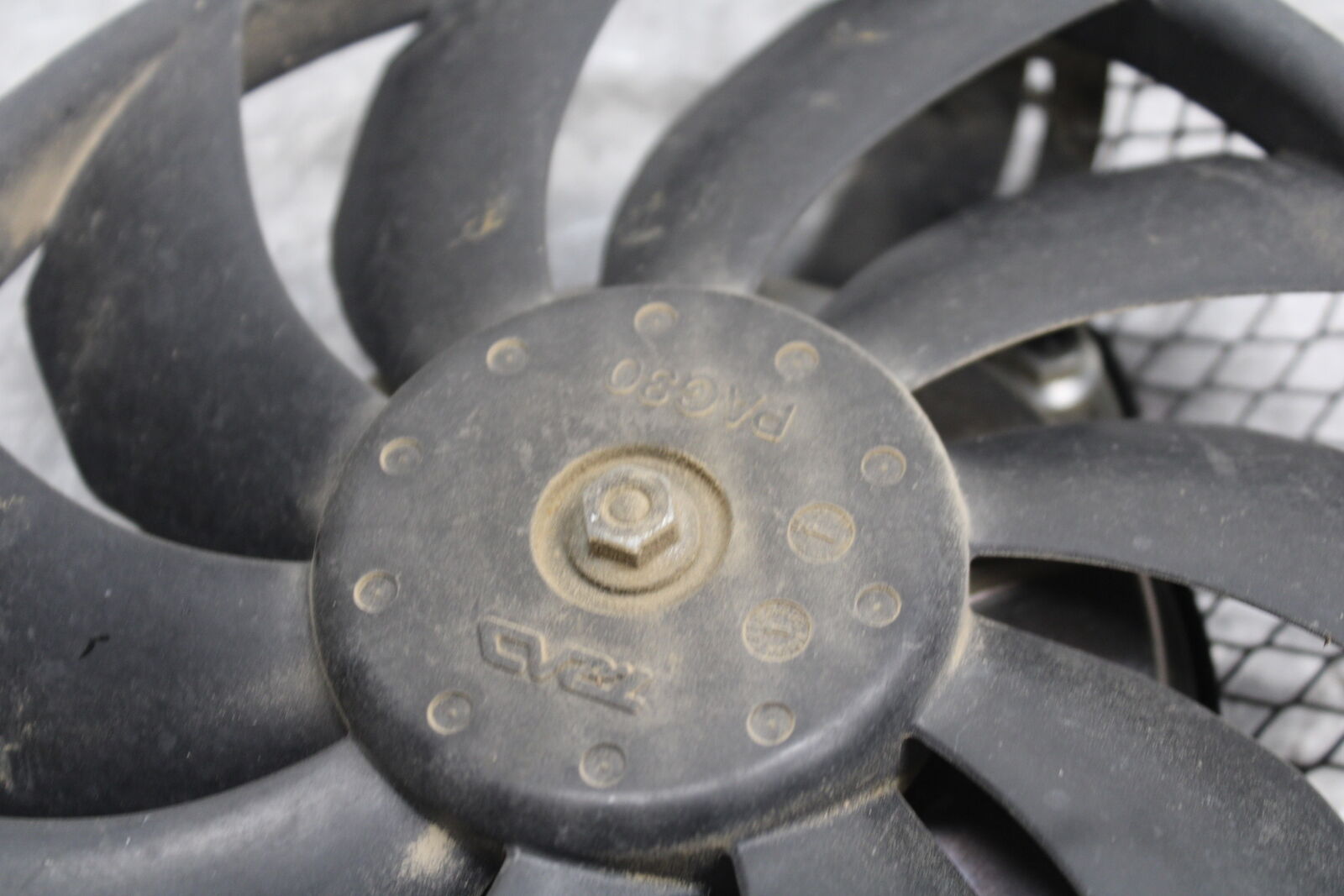 08-10 SUZUKI GSXR 600 ENGINE RADIATOR COOLING FAN  BB721