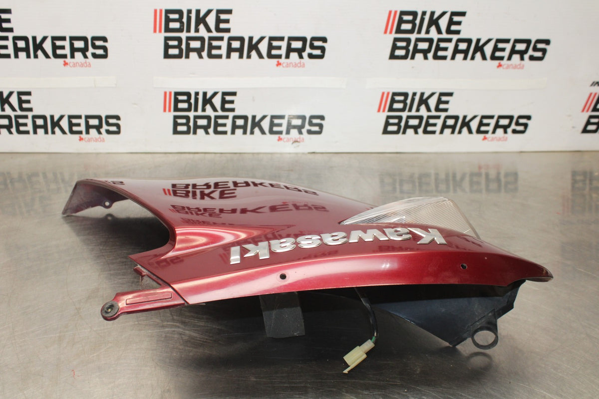 09 KAWASAKI CONCOURS 14 ZG1400B LEFT MID UPPER SIDE FAIRING COWL BB875