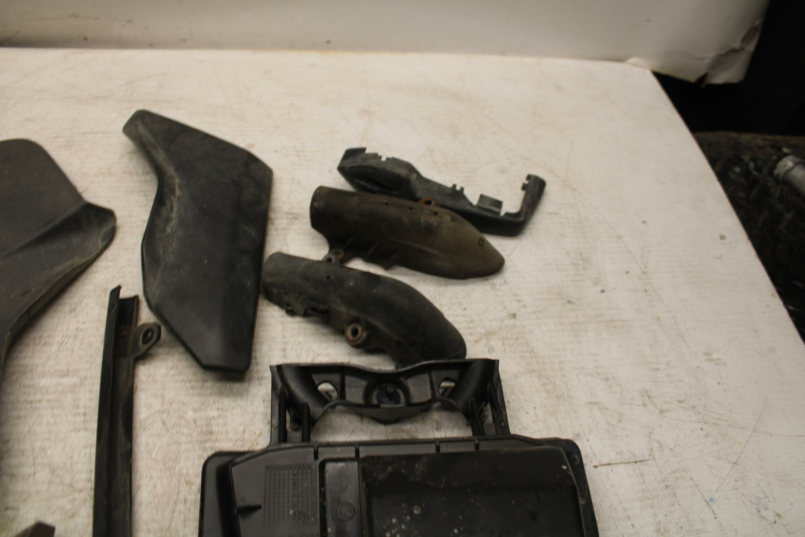 07-13 BMW R1200GS ADVENTURE MISALANEOUS PLASTICS BB368