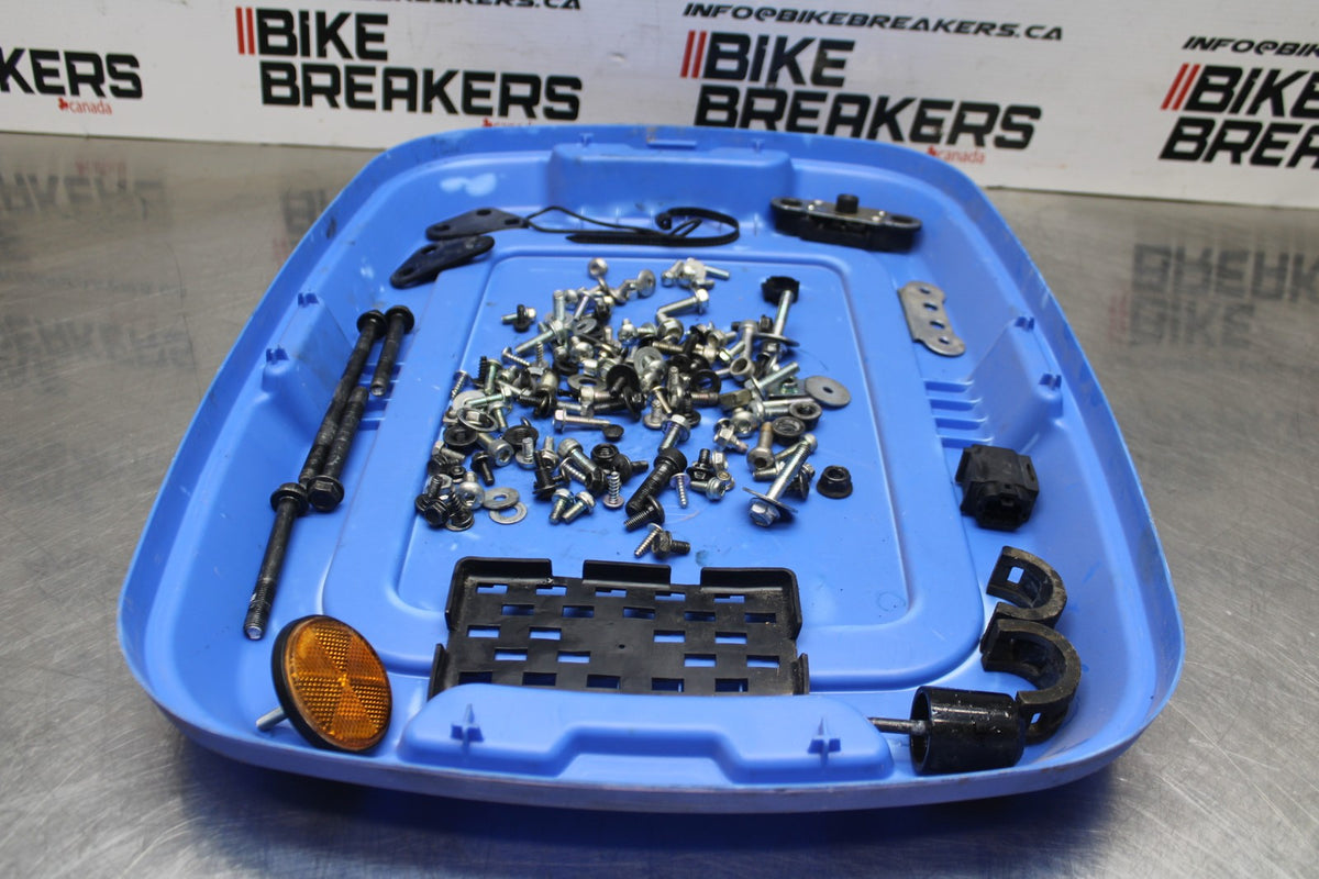 15 SUZUKI GW250F MOUNTING BOLTS HARDWARE MOTOR SCREWS BB789