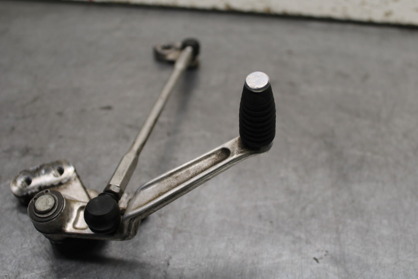 08-09 SUZUKI GSXR600 SHIFTER LINKAGE SHIFT LINK PEDAL BB728