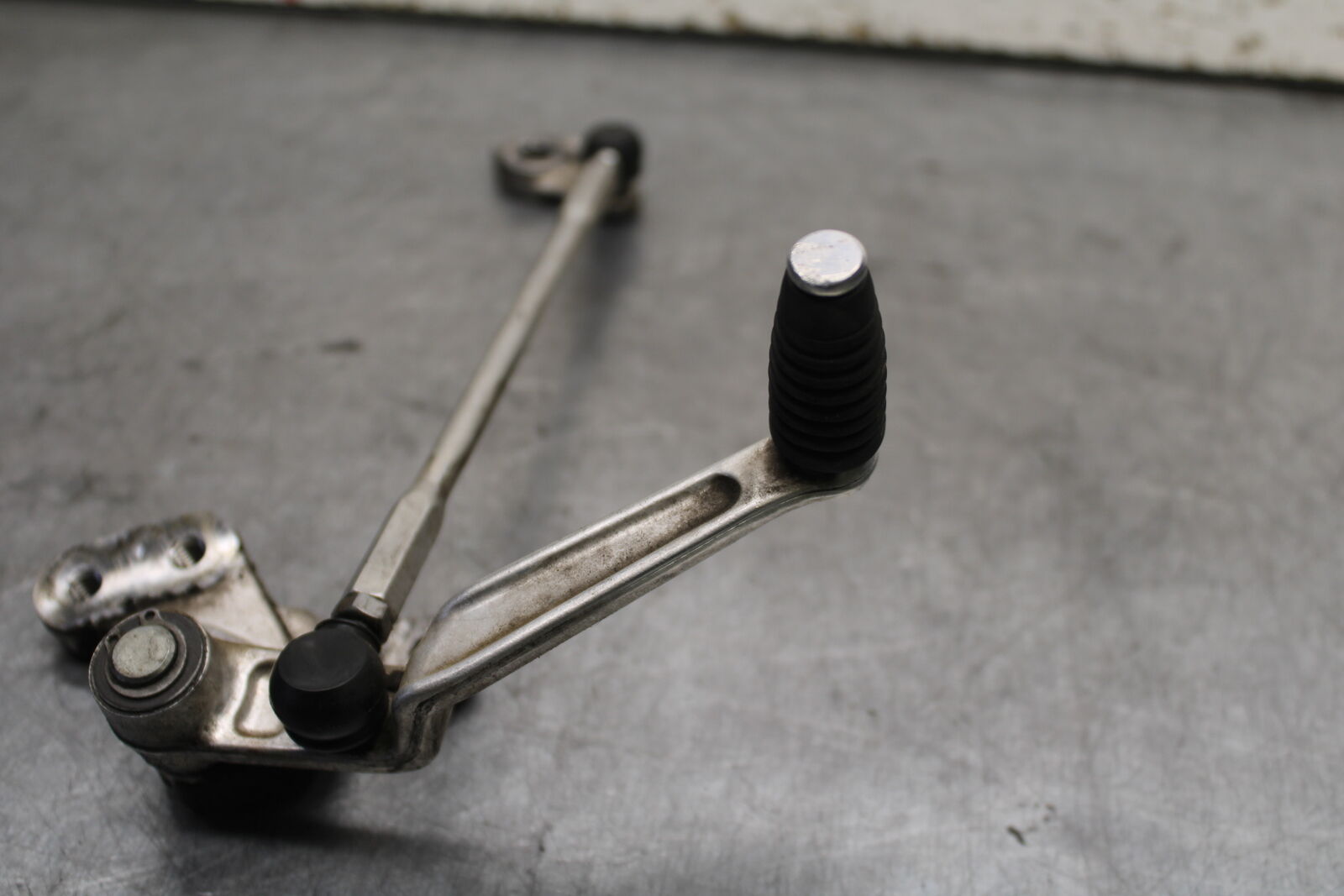 08-09 SUZUKI GSXR600 SHIFTER LINKAGE SHIFT LINK PEDAL BB728