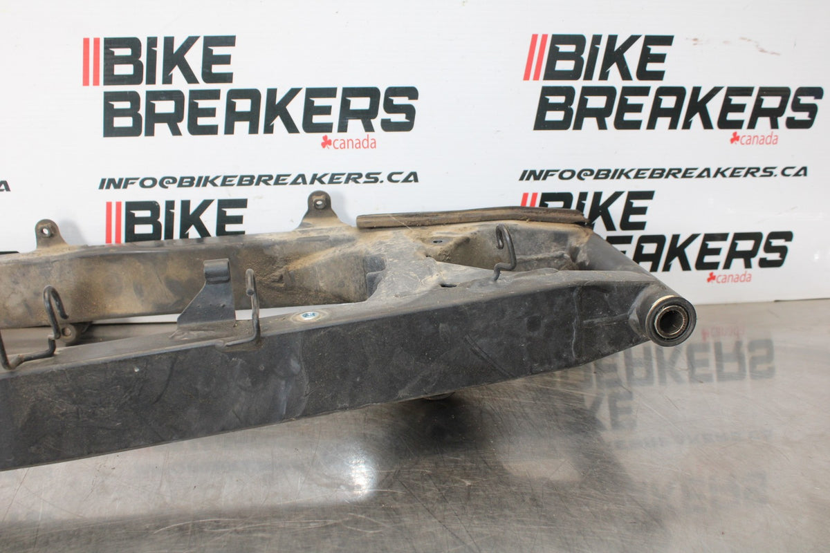 13-17 KAWASAKI NINJA 300 EX300 ABS REAR SWINGARM BACK SUSPENSION SWING ARM BB189