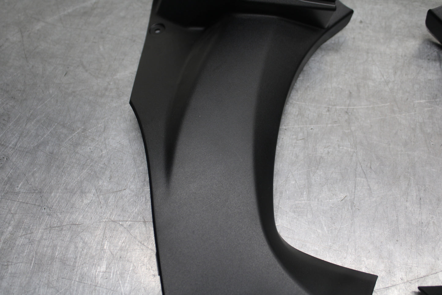 12-25 KAWASAKI NINJA ZX14R RIGHT LEFT FRONT DUCT COVERS PANELS COWLS BB757