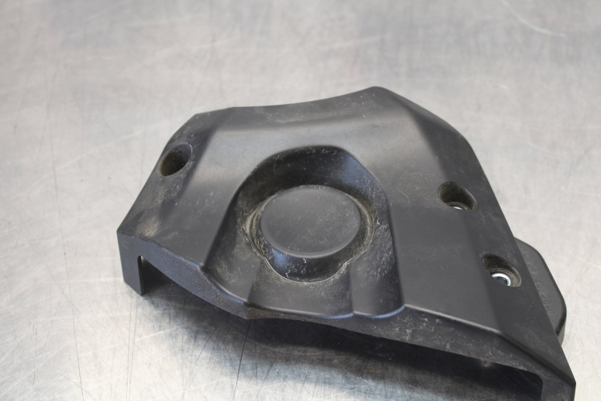 14-17 YAMAHA FZ07 ENGINE SPROCKET COVER BB162