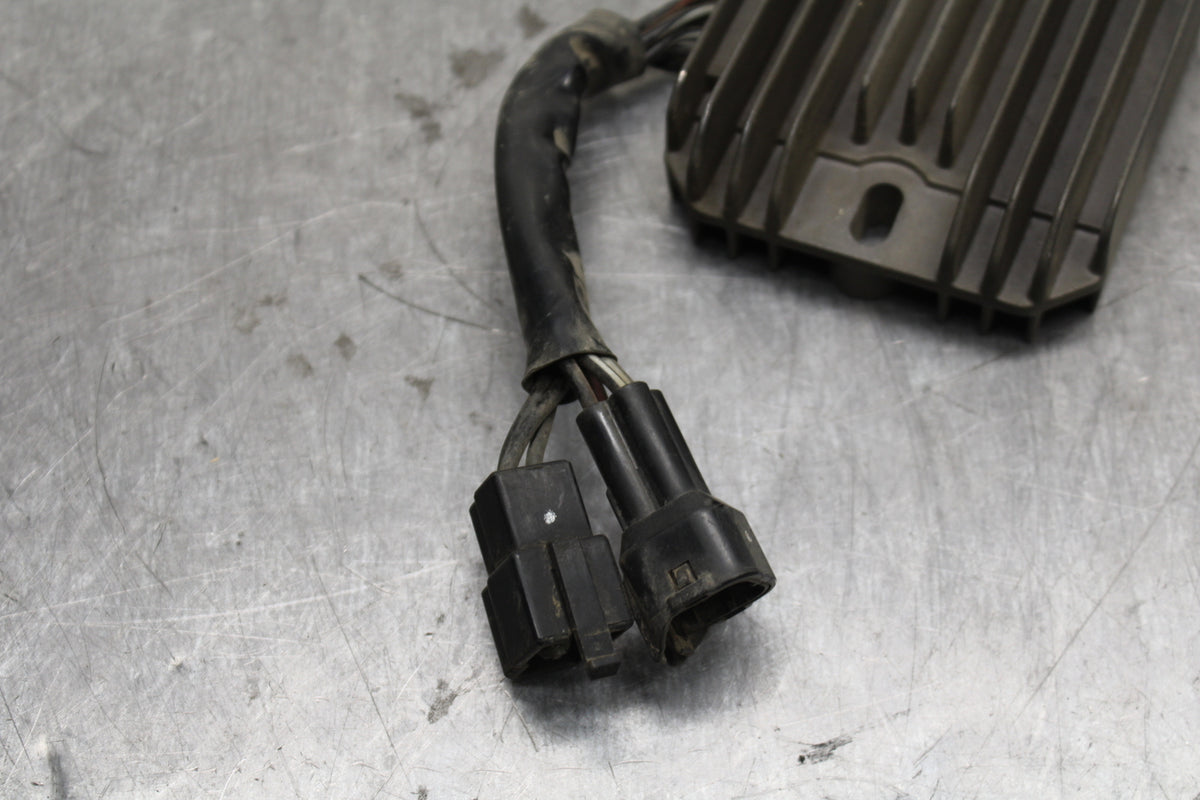 03 SUZUKI SV650S RECTIFIER VOLTAGE REGULATOR BB130