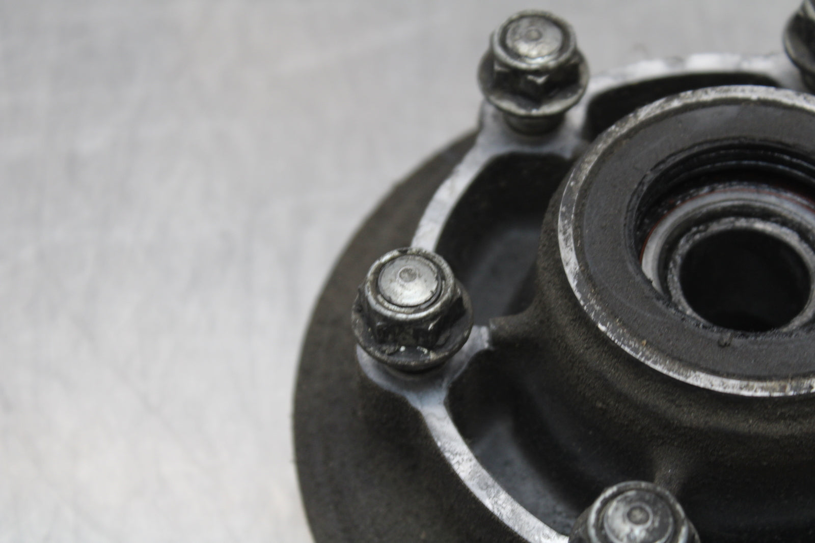 04-05 KAWASAKI NINJA ZX10R REAR HUB & SHOCK DAMPERS CUSH ABSORBERS BB163