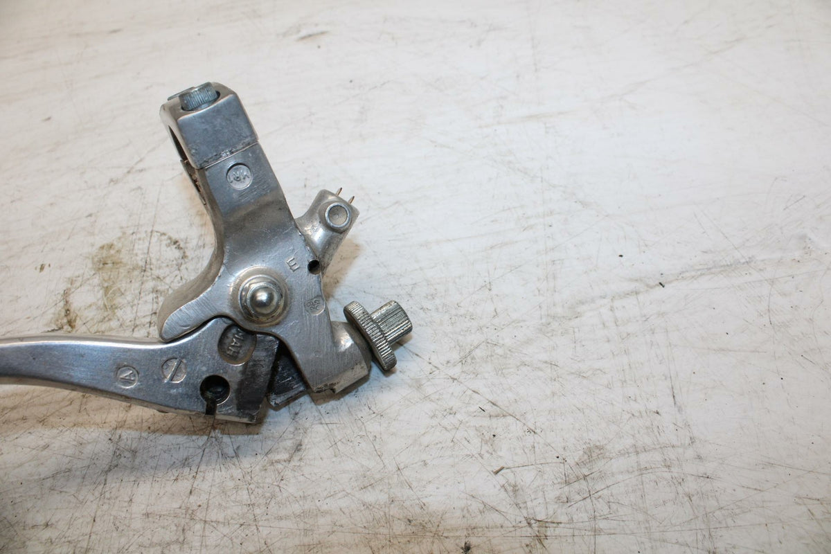 03-08 HONDA VTX1300C CLUTCH PERCH MOUNT WITH LEVER  BB287