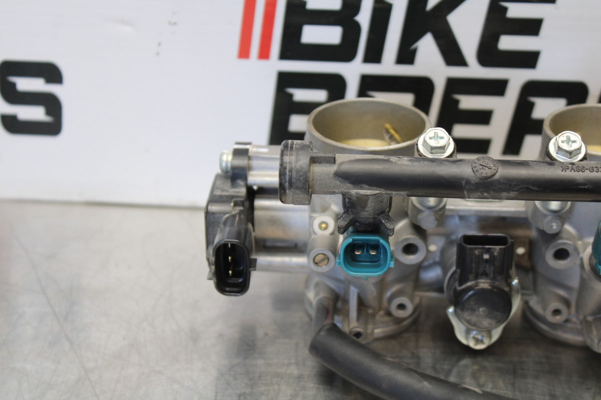22-25 YAMAHA YZF R7 MAIN FUEL INJECTORS / THROTTLE BODIES BB182