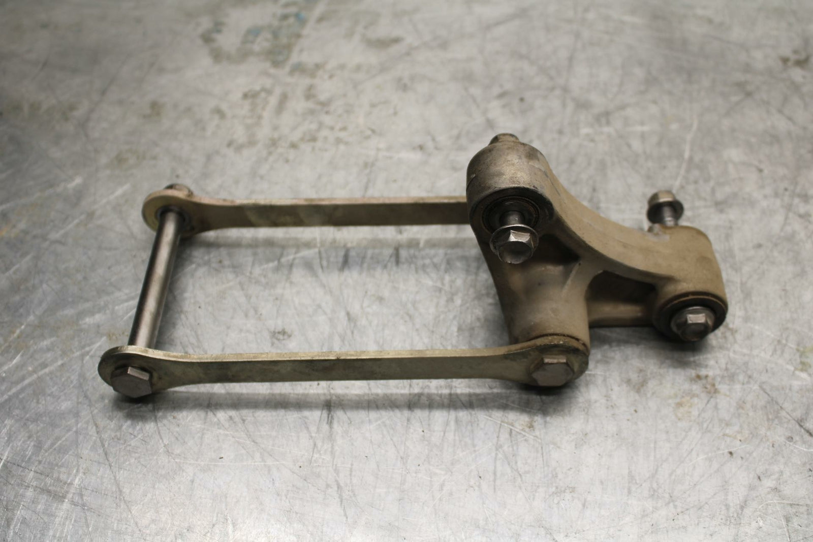 19-20 KAWASAKI NINJA ZX6R REAR DOGBONE SHOCK LINKAGE LINK BB419