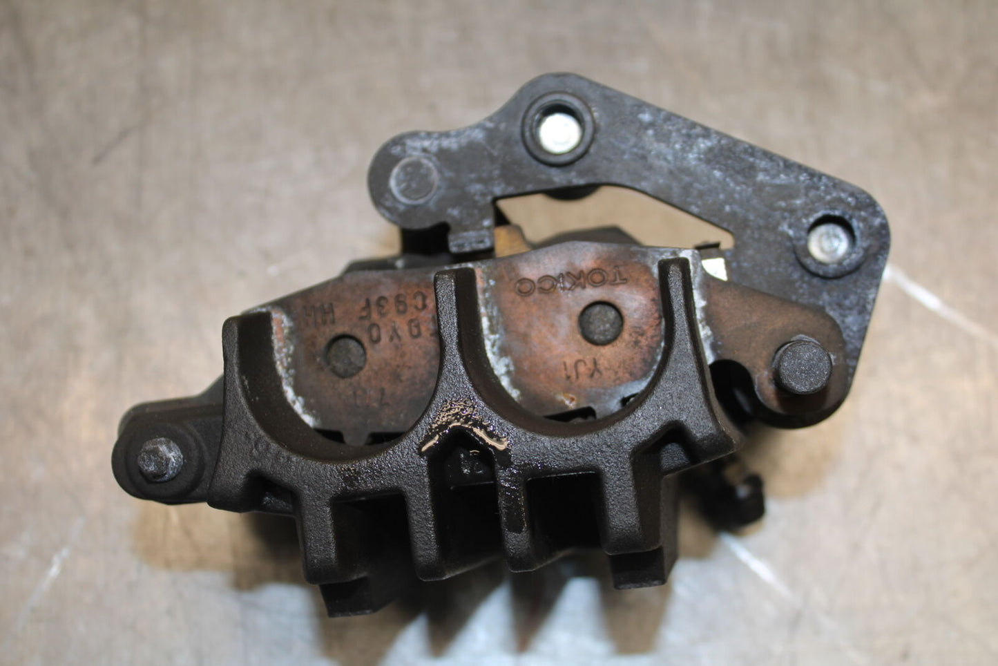 17-24 SUZUKI SV650 RIGHT LEFT FRONT BRAKE CALIPER SET PAIR CALIPERS BB706
