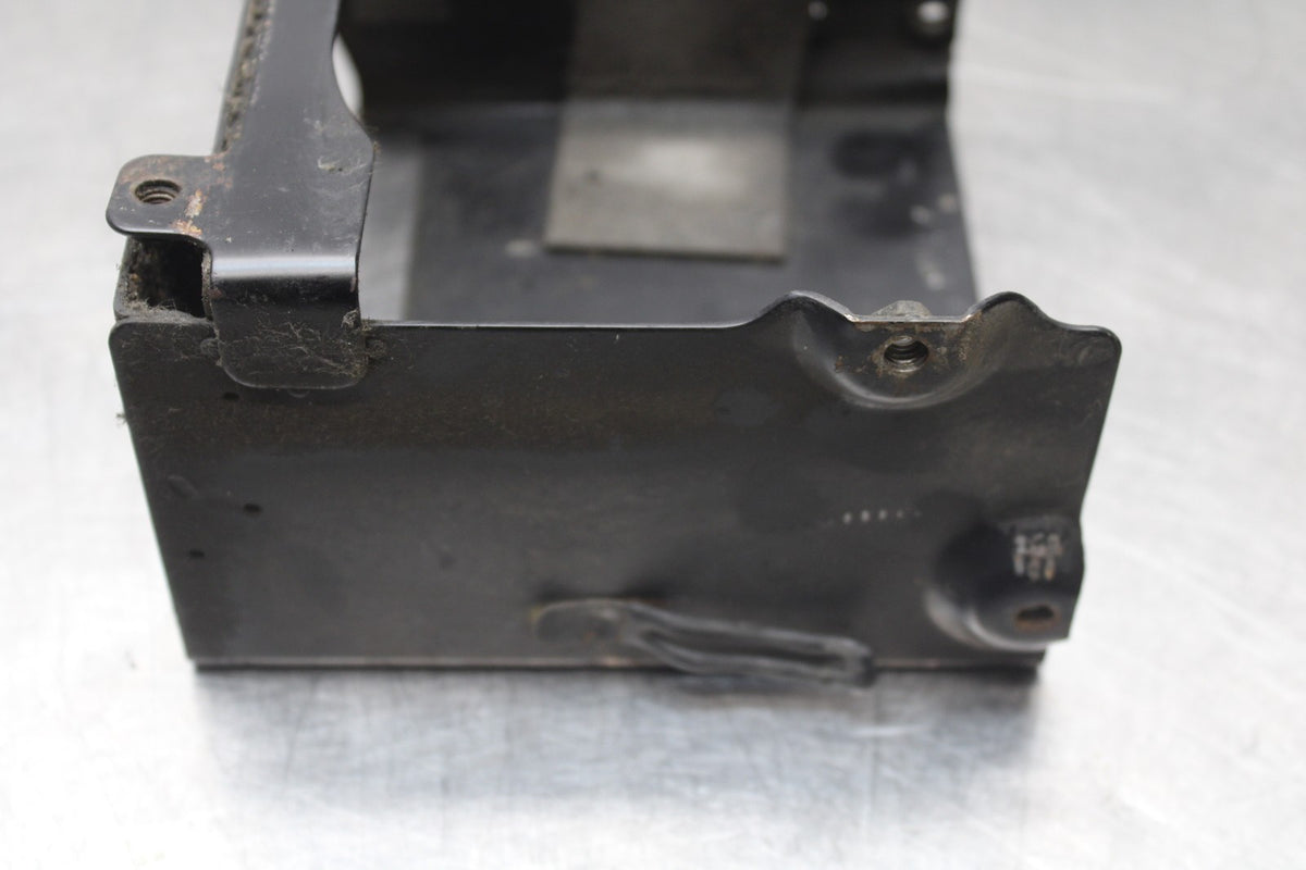2006 Suzuki Boulevard C90 BATTERY TRAY BOX HOLDER BB849