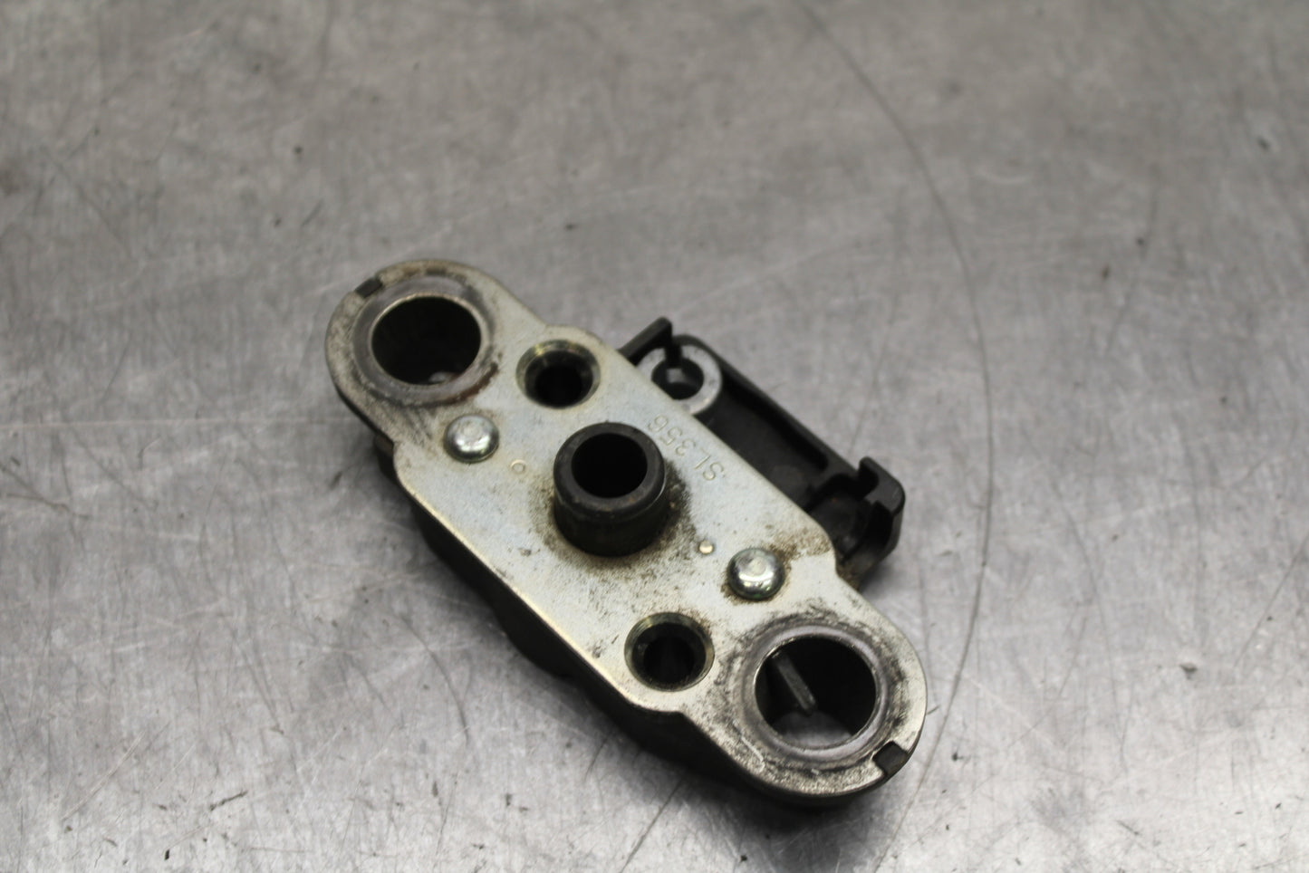 12-13 KAWASAKI Z1000 REAR PASSENGER SEAT LATCH LOCK ASSEMBLY BB743