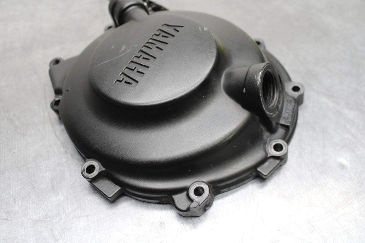 03-05 YAMAHA YZF R6  CLUTCH SIDE ENGINE MOTOR COVER BB132