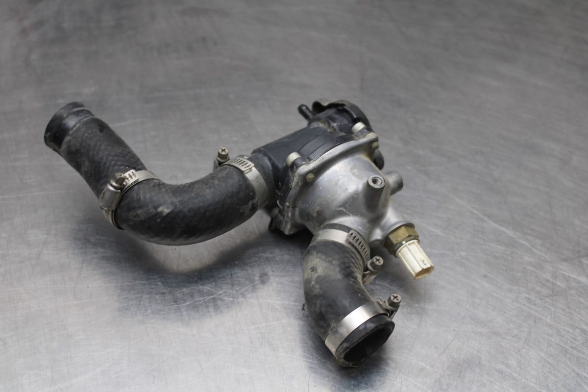 07-25 KAWASAKI VULCAN 900 VN900D CLASSIC LT THERMOSTAT W HOUSING ASSEMBLY BB842