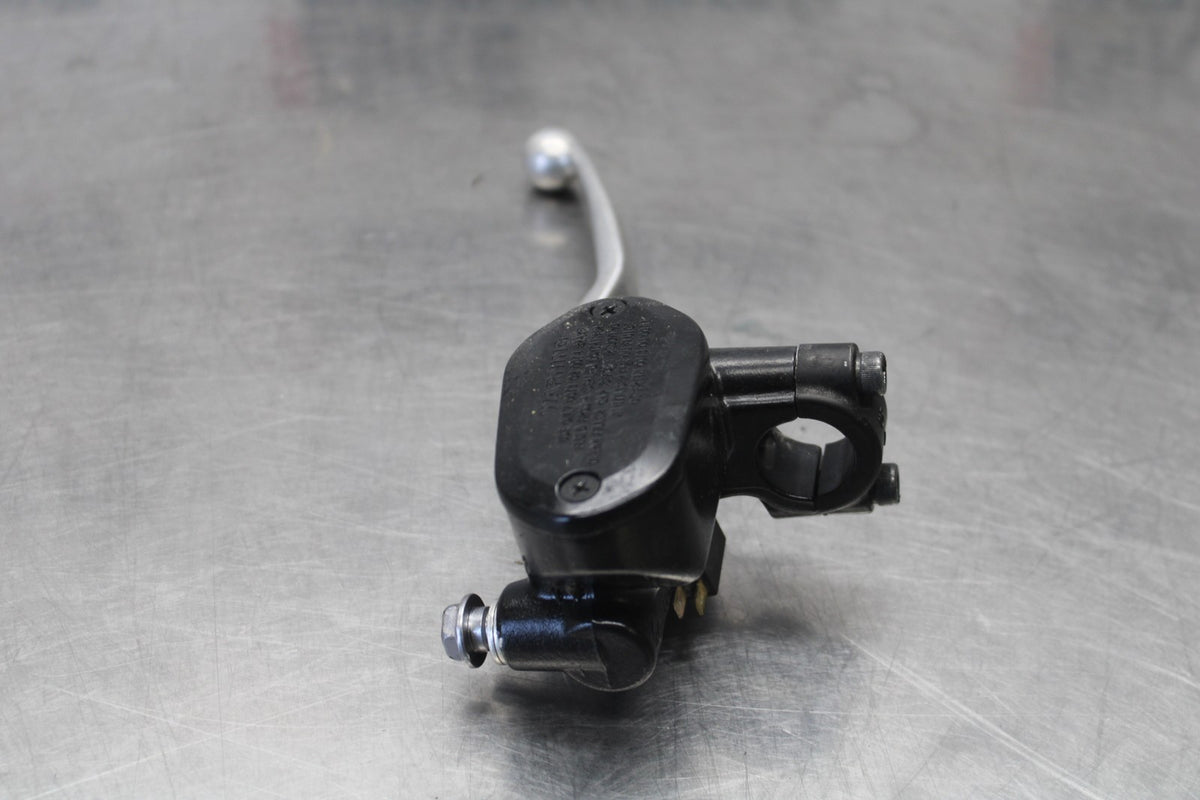 24-25 KAWASAKI NINJA 500 EX500J ABS FRONT BRAKE MASTER CYLINDER w/ LEVER BB934