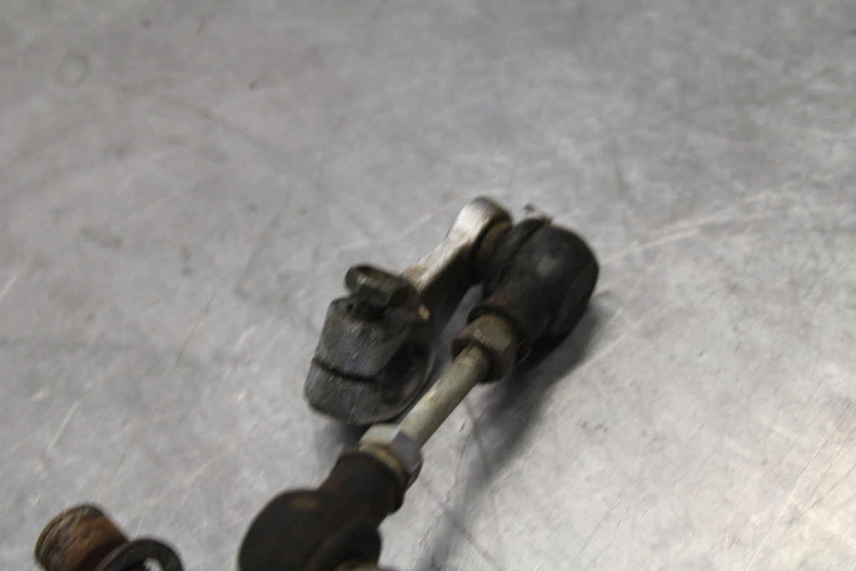 04 SUZUKI INTRUDER 800 SHIFTER LINKAGE SHIFT LINK PEDAL BB758