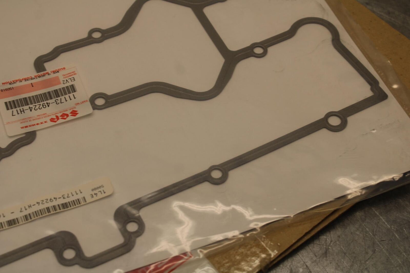 82-83 SUZUKI GS1100E ES ENGINE VALVE COVER GASKET  BB630