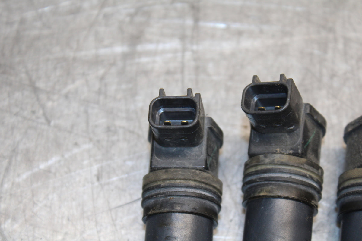 05-06 HONDA CBR600RR IGNITION COILS COIL SPARK PLUG CAPS BB727
