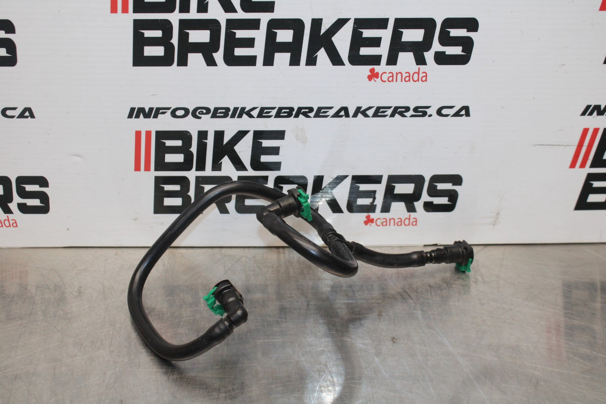 24-25 SUZUKI GSXR1000 FUEL HOSE GAS LINE TUBE PIPE BB767