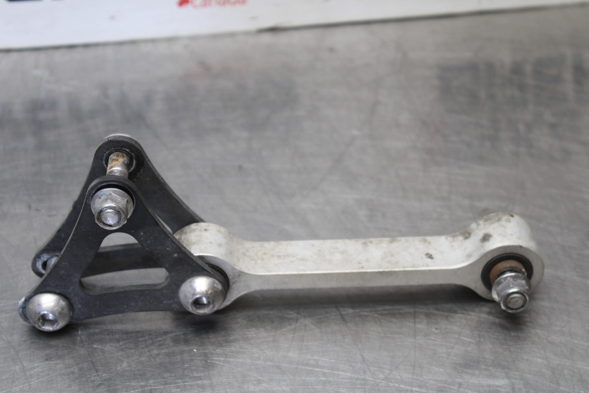 12 TRIUMPH STREET TRIPLE R REAR DOGBONE SHOCK LINKAGE LINK BB914