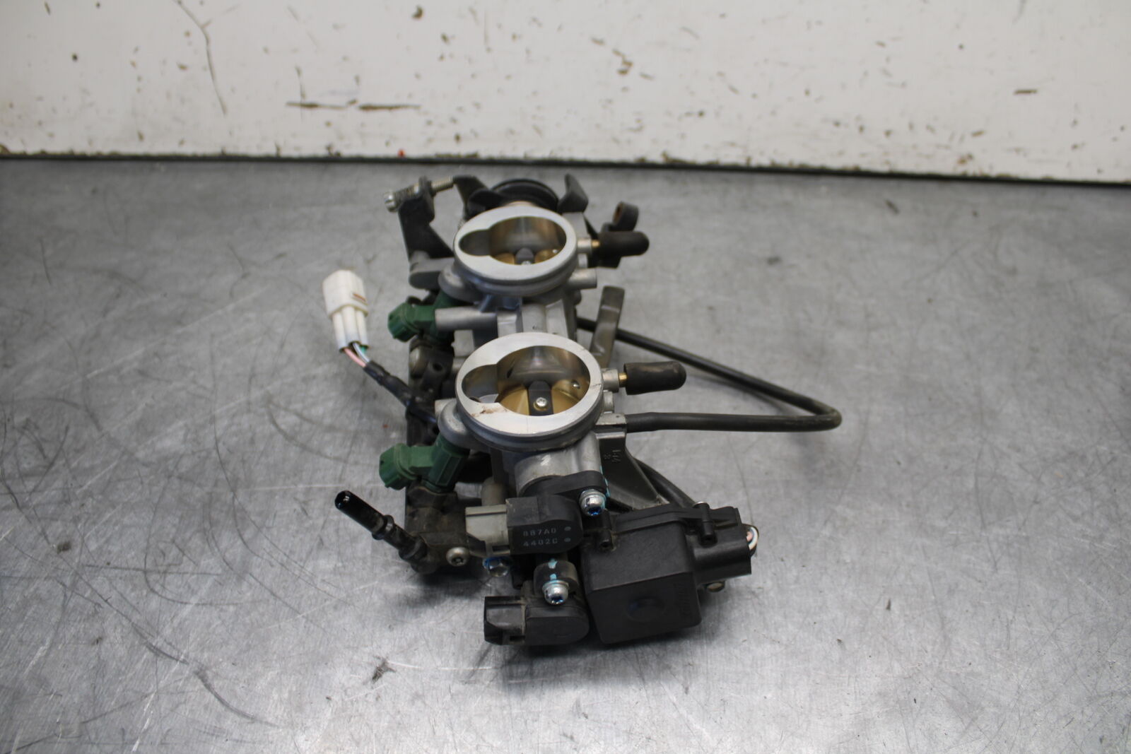 12-17 KAWASAKI ER-6N Z650 MAIN FUEL INJECTORS / THROTTLE BODIES BB709