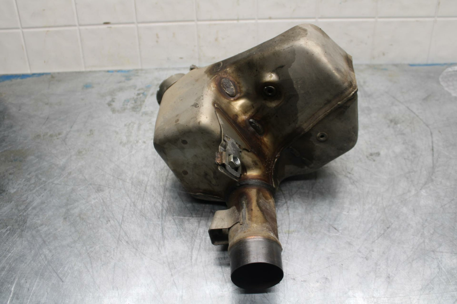 19-20 KAWASAKI NINJA ZX6R ZX636 EXHAUST MIDPIPE MID MIDDLE PIPE BB419