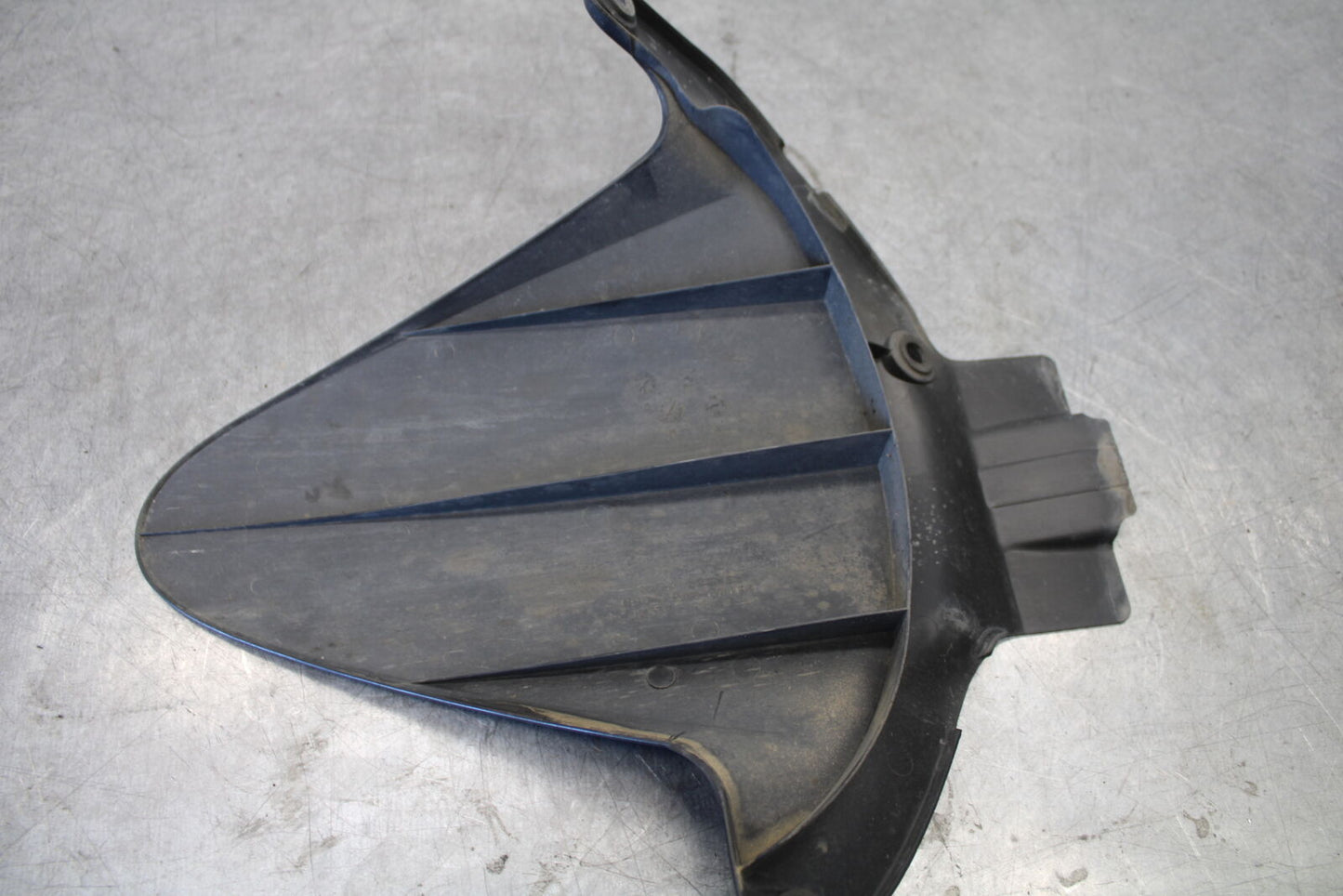 07-12 HONDA CBR600RR REAR BACK WHEEL TIRE HUGGER FENDER BB672