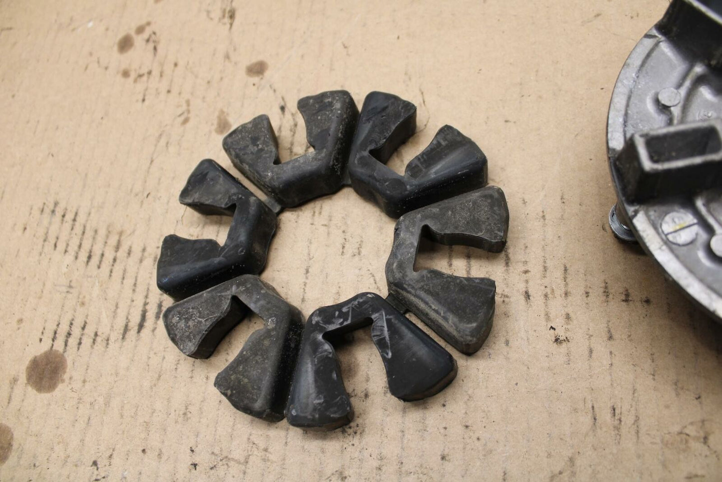 15 KAWASAKI NINJA 300 EX300 ABS REAR HUB SHOCK DAMPERS CUSH ABSORBERS BB395