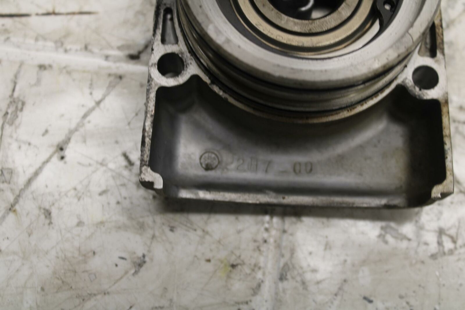 79-81 YAMAHA XS1100S STARTER CLUTCH COVER BB401