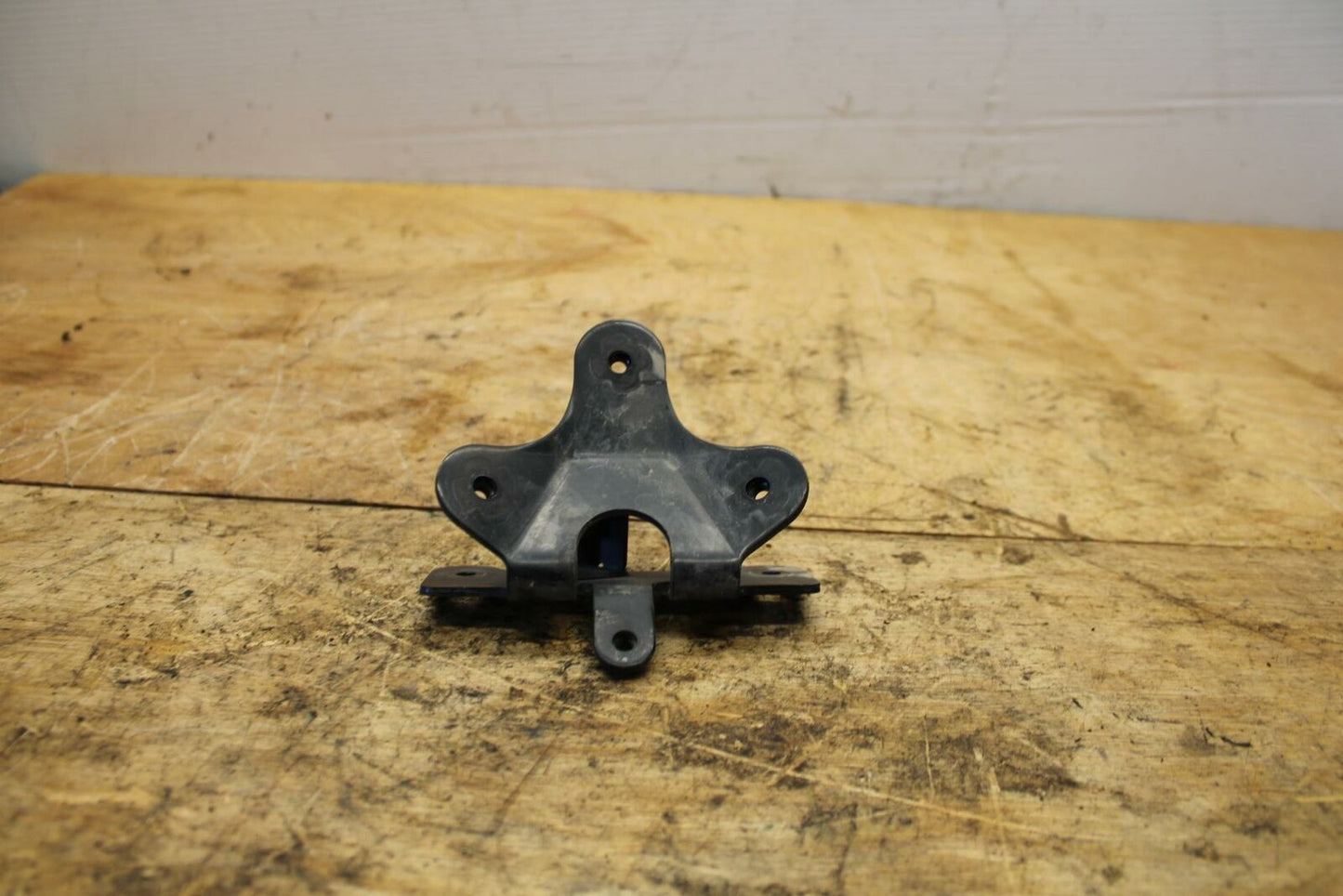 05-09 SUZUKI BOULEVARD C90 HEADLIGHT HEAD LIGHT LAMP SUPPORT BB332