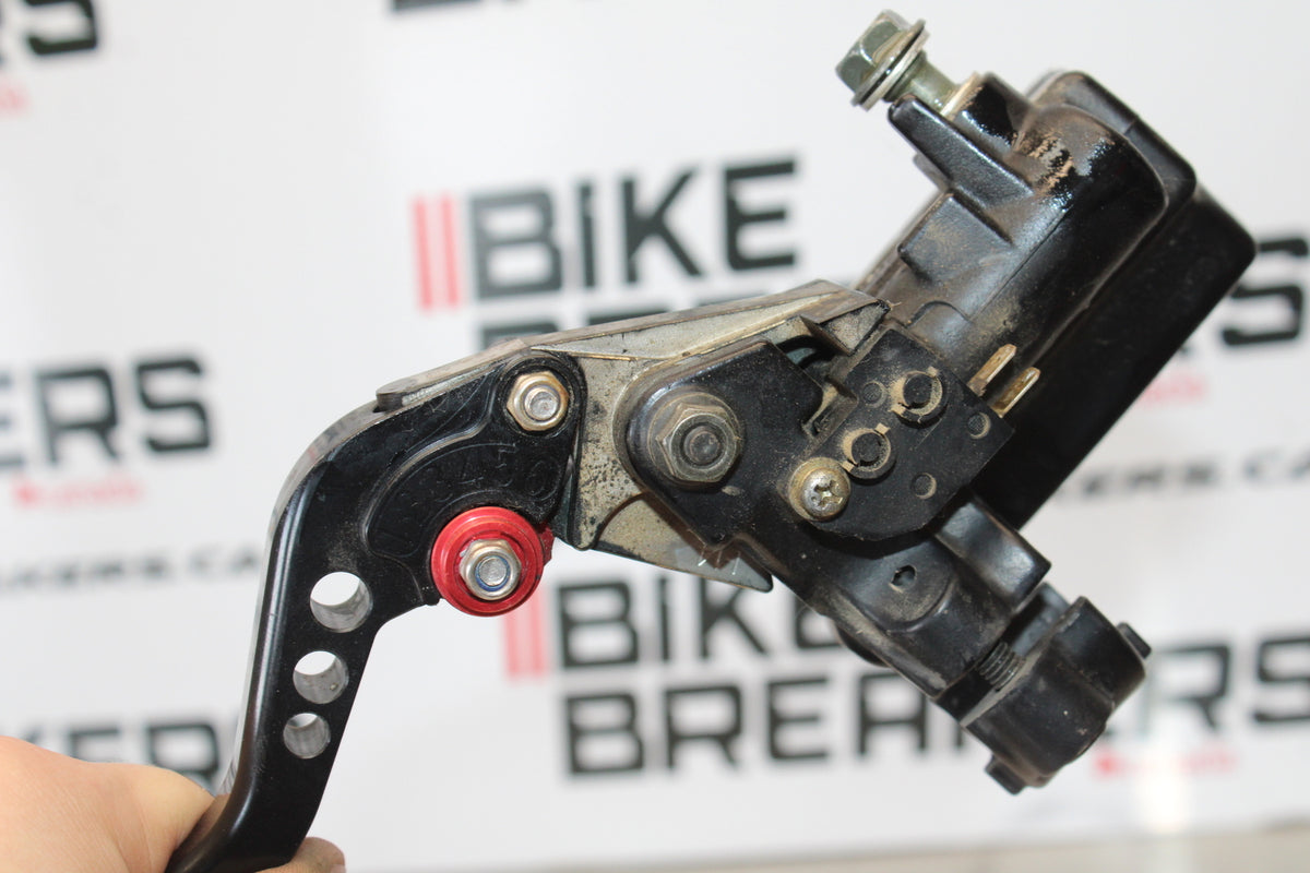 03-06 KAWASAKI Z1000 FRONT BRAKE MASTER CYLINDER w/ LEVER BB164